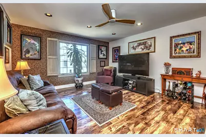 690 Forest Road #482, West Haven, CT 06516 - Photo 22
