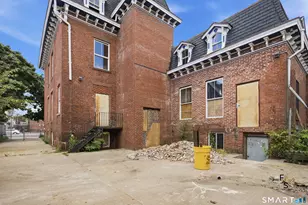 233 Blatchley Ave, New Haven, CT 06513 - Photo 2