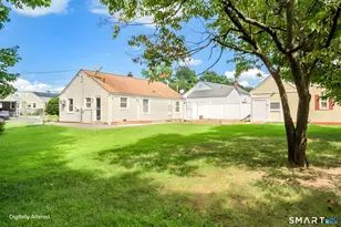 63 Crescent Dr, East Hartford, CT 06118 - Photo 2