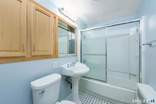 63 Crescent Dr, East Hartford, CT 06118 - Photo 20