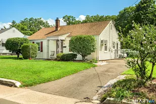 63 Crescent Dr, East Hartford, CT 06118 - Photo 1