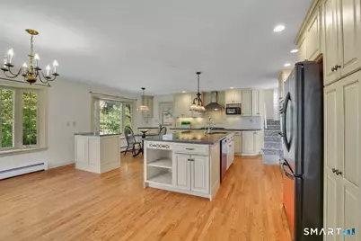 5 Arlington Street North, Meriden, CT 06450 - Photo 8