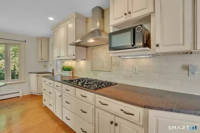 5 Arlington Street North, Meriden, CT 06450 - Photo 4