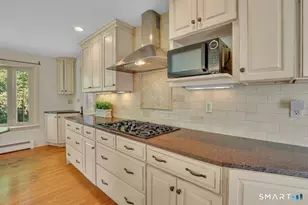 5 Arlington St N, Meriden, CT 06450 - Photo 4