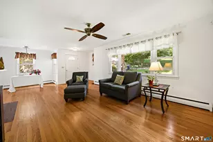 950 Peck Ln, Cheshire, CT 06410 - Photo 4
