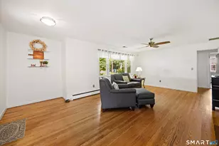 950 Peck Ln, Cheshire, CT 06410 - Photo 6