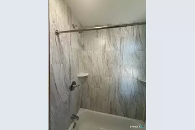 20 Violet Street, Waterbury, CT 06704 - Photo 6