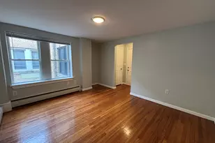 213 Golden Hill St, Bridgeport, CT 06604 - Photo 6