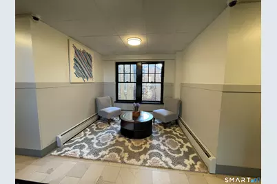 213 Golden Hill Street #5C, Bridgeport, CT 06604 - Photo 4
