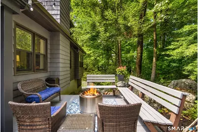 11 Coach Hill, Danbury, CT 06811 - Photo 34