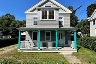 36 Pleasant St, Groton, CT 06340 - Photo 2