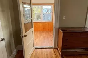 36 Pleasant St, Groton, CT 06340 - Photo 6