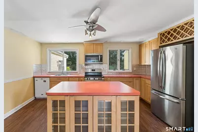 65 Tower Street, Milford, CT 06460 - Photo 6