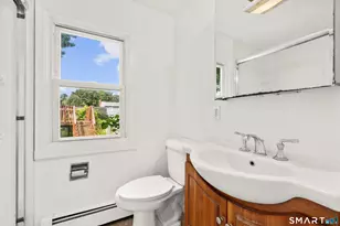 422 Denslow St, Windsor Locks, CT 06096 - Photo 6
