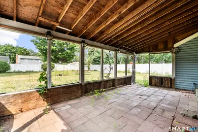 422 Denslow Street, Windsor Locks, CT 06096 - Photo 28