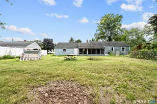 422 Denslow St, Windsor Locks, CT 06096 - Photo 30