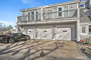 101 Breakers Ln, Stratford, CT 06615 - Photo 2