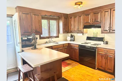 6 Oak Forest Drive #1, Manchester, CT 06042 - Photo 4