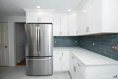 7 Raynham Road, East Haven, CT 06512 - Photo 6