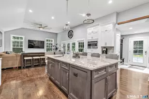 713 Wheelers Farms Rd, Milford, CT 06461 - Photo 6