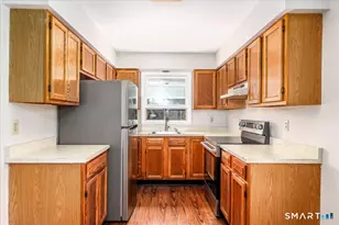 28 Middle St, New Milford, CT 06776 - Photo 2