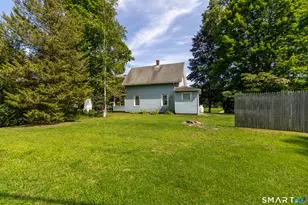 70 Maple Ave, Montville, CT 06382 - Photo 6