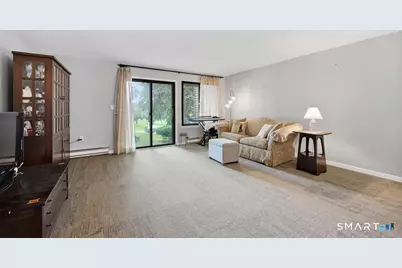 20 Briar Court #20, Cromwell, CT 06416 - Photo 4