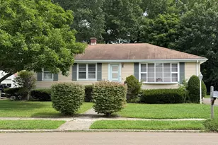 149 Kathrine Dr, Hamden, CT 06514 - Photo 1