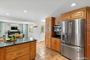 14 Richard Rd, Simsbury, CT 06070 - Photo 16