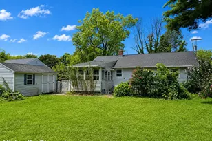 38 Ledyard Ave, Bloomfield, CT 06002 - Photo 16
