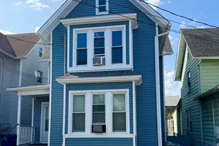 4 Armstrong Pl, Bridgeport, CT 06608 - Photo 1