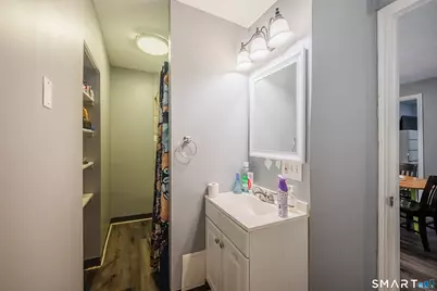 4 Armstrong Place, Bridgeport, CT 06608 - Photo 10