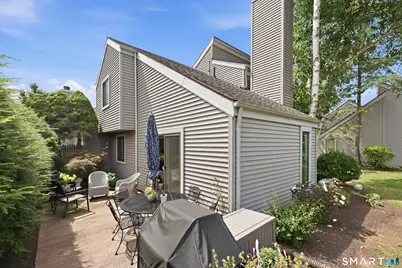 170 Hollister Way South #170, Glastonbury, CT 06033 - Photo 2
