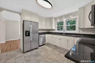 11 Glover Ave, Old Lyme, CT 06371 - Photo 4