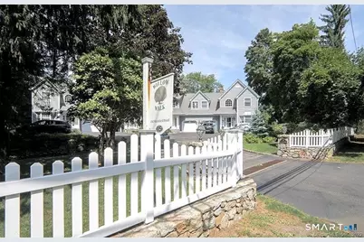 15 Old Stamford Road #C, New Canaan, CT 06840 - Photo 2