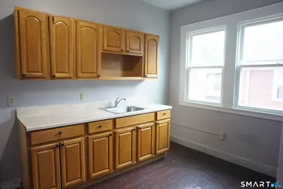 472 Prospect Avenue #B3, Hartford, CT 06105 - Photo 14