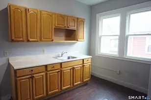 472 Prospect Ave, Hartford, CT 06105 - Photo 14