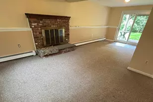 31 Old Hawleyville Rd, Bethel, CT 06801 - Photo 10