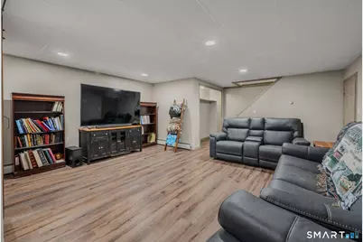 394 Killingly Avenue, Putnam, CT 06260 - Photo 30