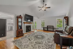 394 Killingly Ave, Putnam, CT 06260 - Photo 4