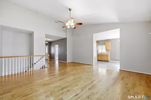21 Merrigan Ln, Windsor Locks, CT 06096 - Photo 12