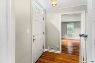 375 Allen Ave, Meriden, CT 06451 - Photo 10