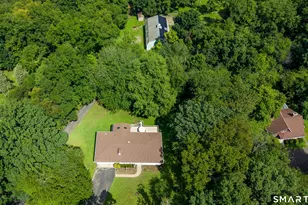 28 Saw Mill Rd, New Fairfield, CT 06812 - Photo 4