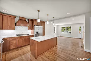 33 Brightwood Ln, West Hartford, CT 06110 - Photo 12