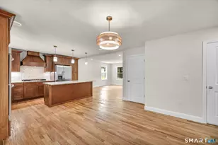 33 Brightwood Ln, West Hartford, CT 06110 - Photo 10