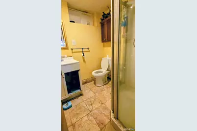 232 Lexington Avenue, New Haven, CT 06513 - Photo 22