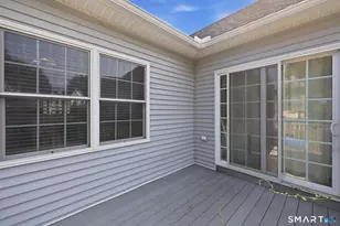 21 Merrigan Ln, Windsor Locks, CT 06096 - Photo 8