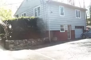 242 Grove St, Shelton, CT 06484 - Photo 1