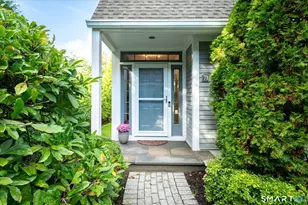 71 Hale Ln, Darien, CT 06820 - Photo 2