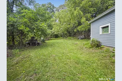 127 Maple Street, Norwich, CT 06360 - Photo 6